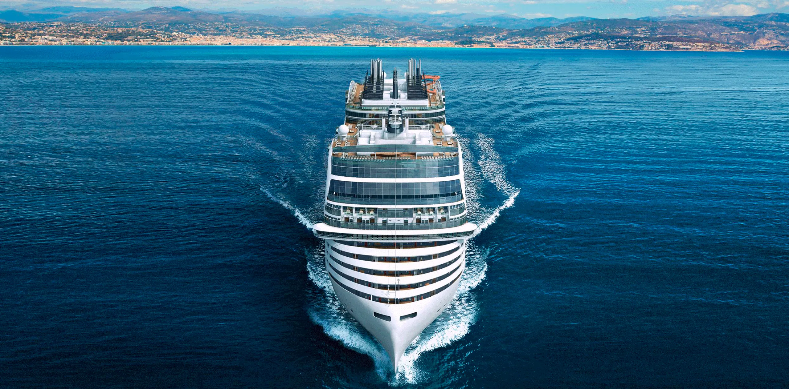 Umweltfreundliches Kreuzfahrtschiff für 6000 Passagiere