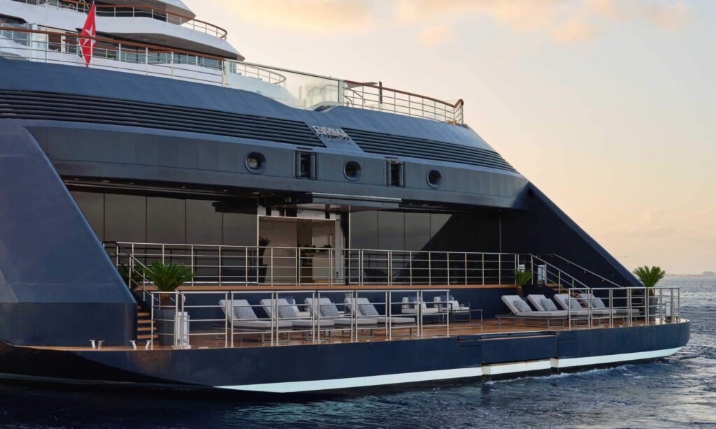 Charter a Luxury Discovery Yacht | With OceanEvent