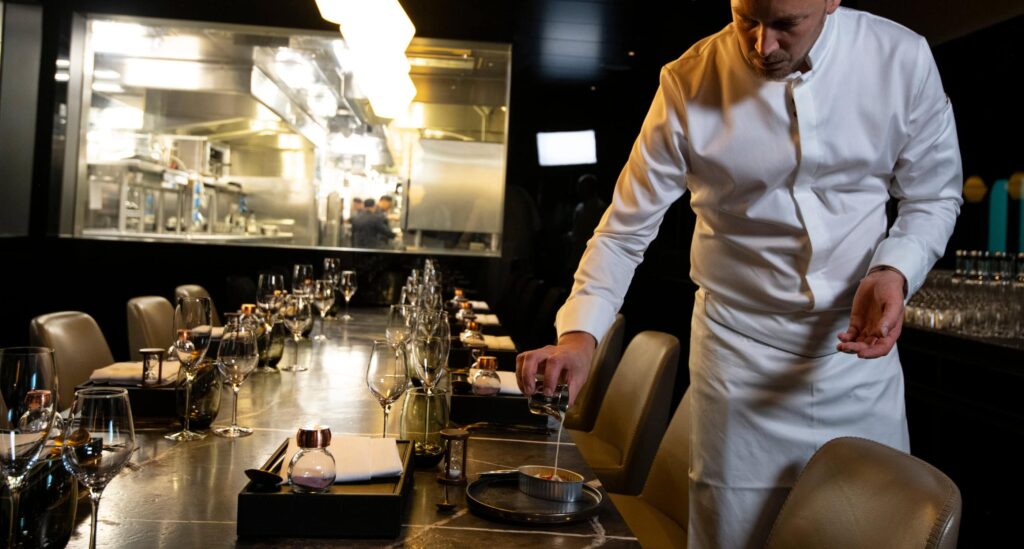 Charter a cruise with OceanEvent - Ships with up to 114 cabins