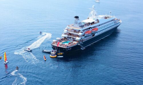 Family celebration on a cruise ship with OceanEvent