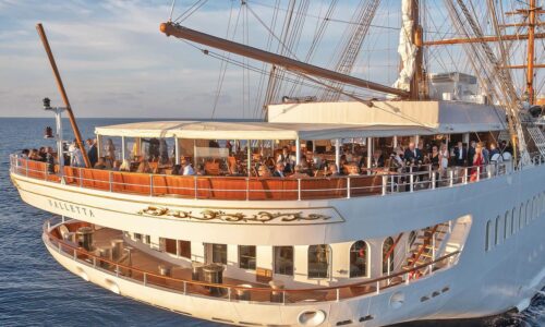 Family celebration on a cruise ship with OceanEvent