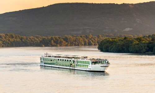Charter a River Cruise Ship on the Danube | with OceanEvent