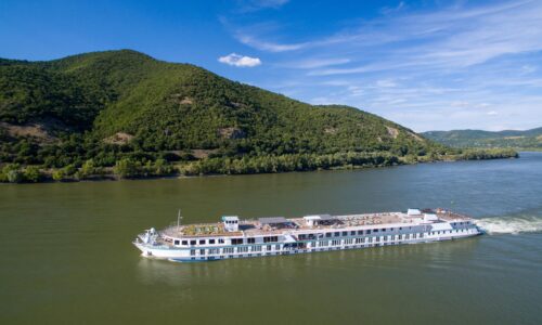 Charter a River Cruise Ship on the Danube | with OceanEvent