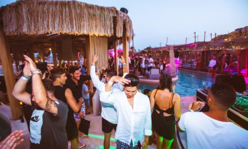 Corporate retreat for up to 700 guests with OceanEvent- Mykonos