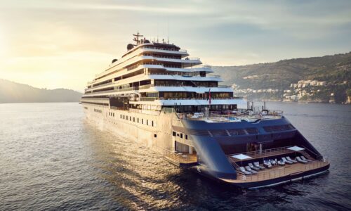 Charter a Luxury Discovery Yacht | With OceanEvent