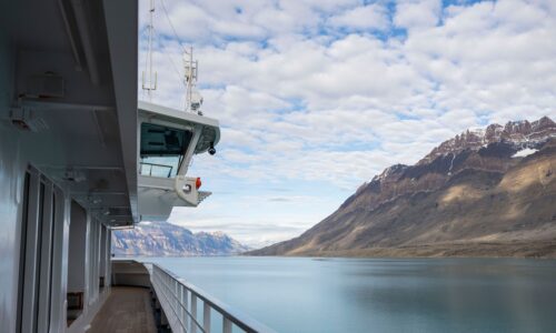 Expedition cruise in the Arctic and Antarctic for up to 184 guests | With OceanEvent