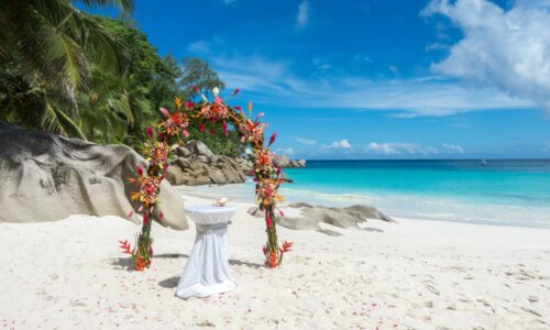 Charter Emerald Kaia for up to 128 guests | Exclusively with OceanEvent