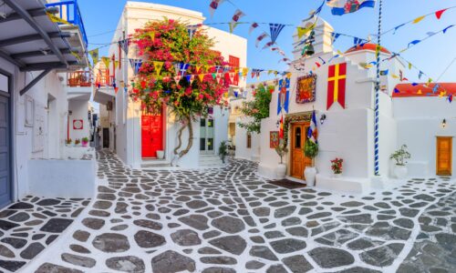 Charter Emerald Kaia for up to 124 guests | Exclusively with OceanEvent