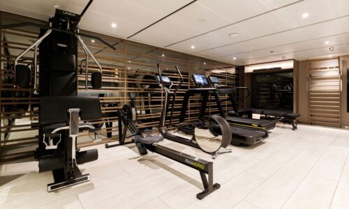 Exclusive Charter of Emerald Sakara | Exclusively with OceanEvent